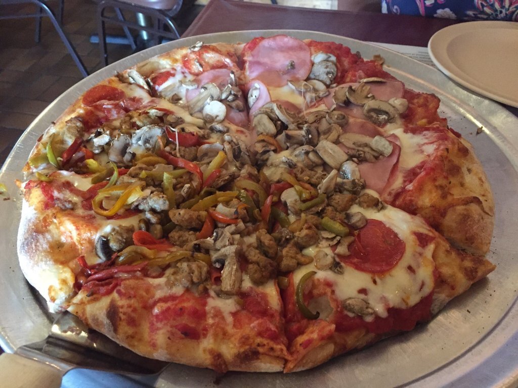 Gianni`s Pizza